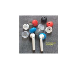 Um par de capas antiderrapantes para Airpods e Earpods, transparentes.
