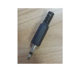Solda do conector do adaptador de tomada macho de áudio mono de 3,5 mm