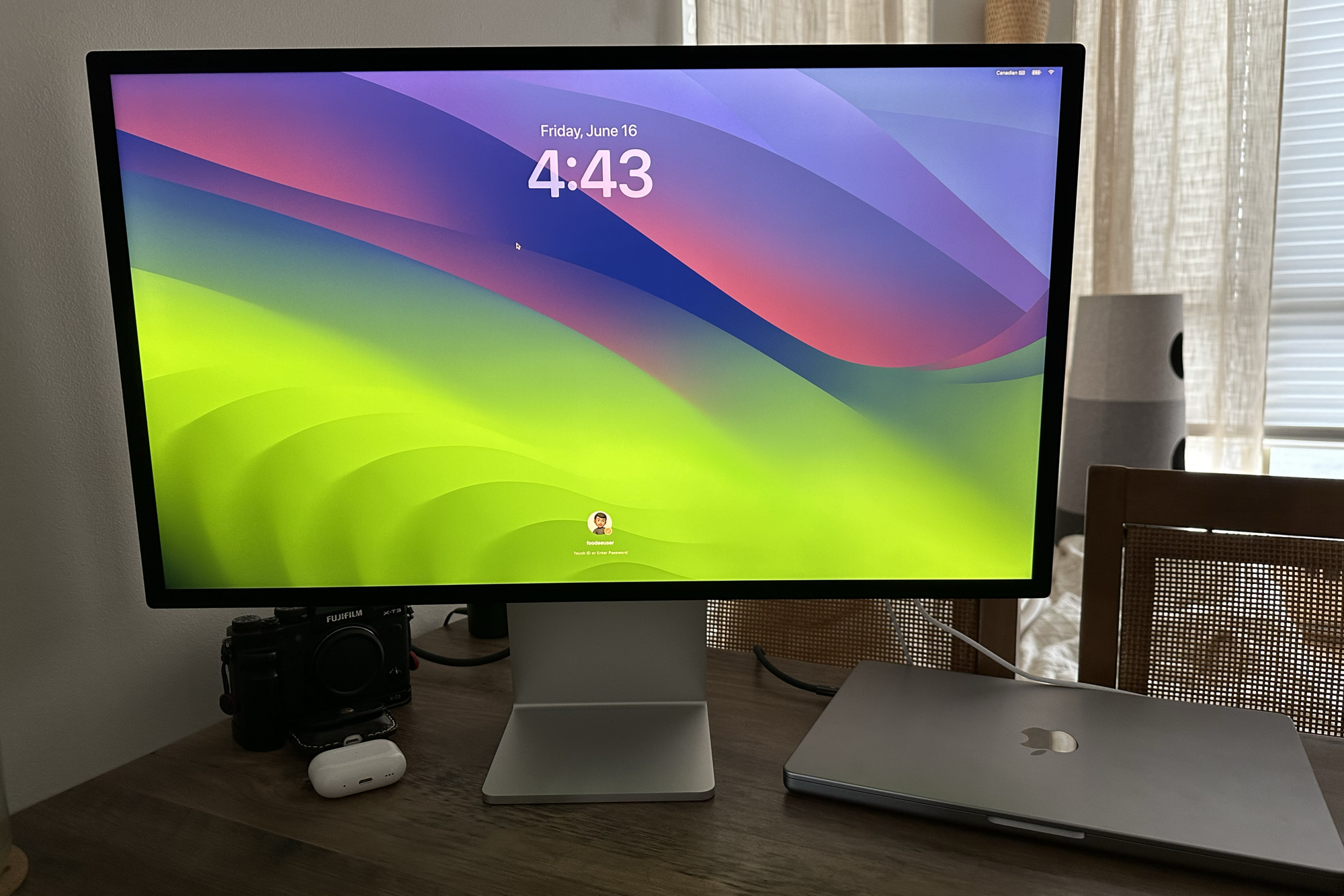 23 inch refurbished monitor