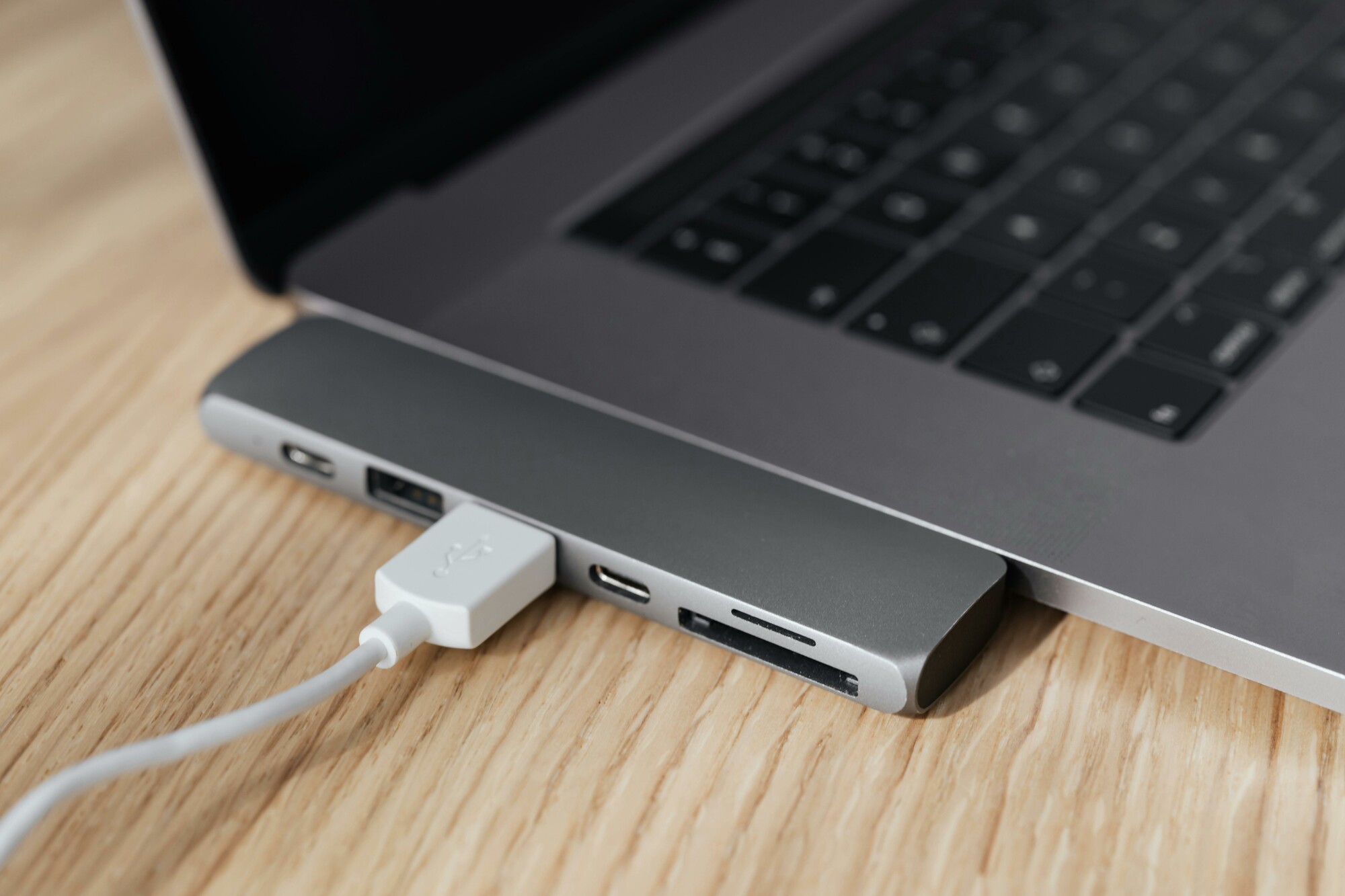 monitor adaptadors